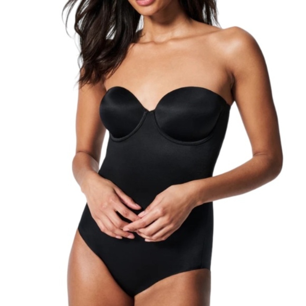 Spanx Suit Ur Fancy cupped bodysuit New w tags sz M removable 4 way straps